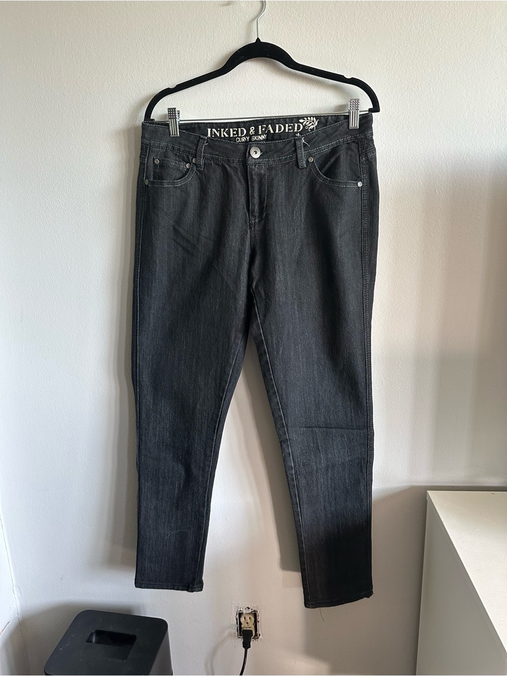 Inked & Faded Curvy Skinny Black Stretch Jeans Womens Size 10